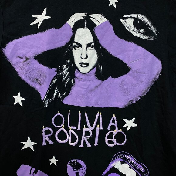 Olivia Rodrigo Guts Album World Tour T-Shirt Small - Picture 2 of 4